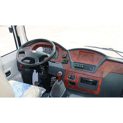 6-8L Manual Transmission Chinese Passenger Bus in with 6 Meters Engine Capacity