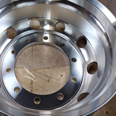 Replace/Repair Bus Parts 9.0 * 22.5 Aluminum Alloy Wheel Rim for Zhongtong Bus 98mm PCD
