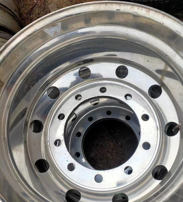 Bus Truck Parts Silver Alloy Wheel for Zhongtong Bus Perfect Fit and Performance